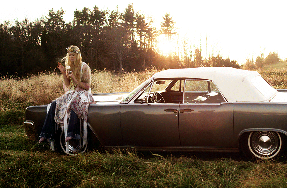 Girl and car Gif